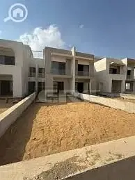 Townhouse for sale, immediate delivery, Prime Location