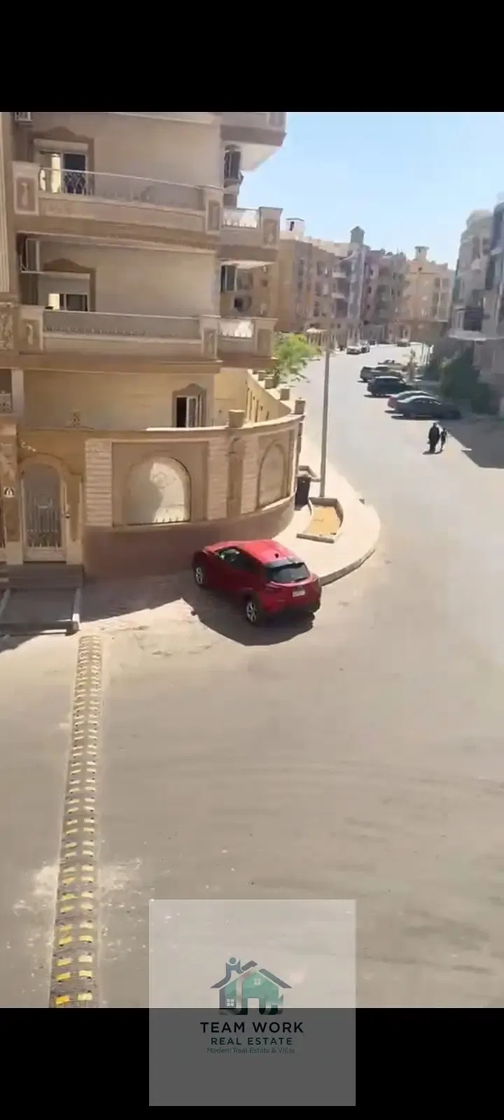 Duplex at a bargain price in Sheikh Zayed, Zayed Heights compound, prime location. Very bargain price for a quick sale. First owner.