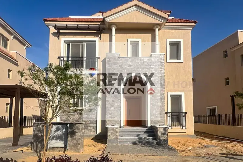 Townhouse villa for sale 280 m (Sawari)
