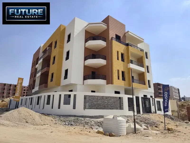 220 m apartment in the Second Neighborhood, Beit Al-Watan, in New Cairo, Fifth Settlement