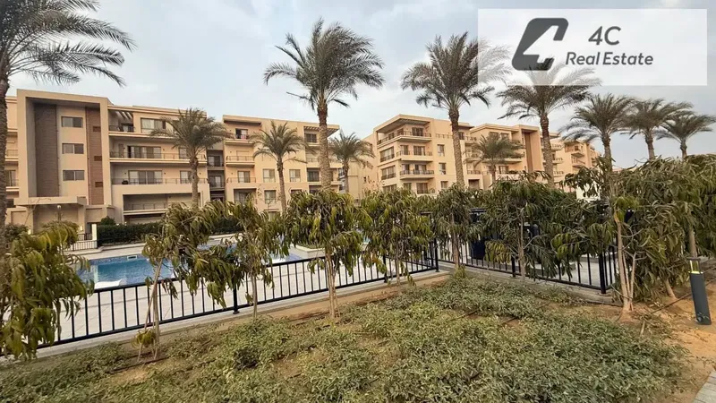 Below market price with down payment and installments ready to move resale townhouse 4 bedrooms plus maid room in Uptown Cairo for sale