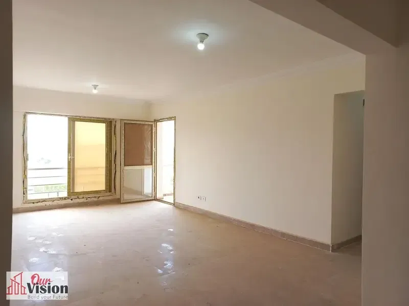 For sale. The apartment of a lifetime in Janah 2 Compound - Sheikh Zayed (North Corner) An opportunity for investment or upscale living in one of the best compounds in Sheikh Zayed. A very distinctive apartment with a view.