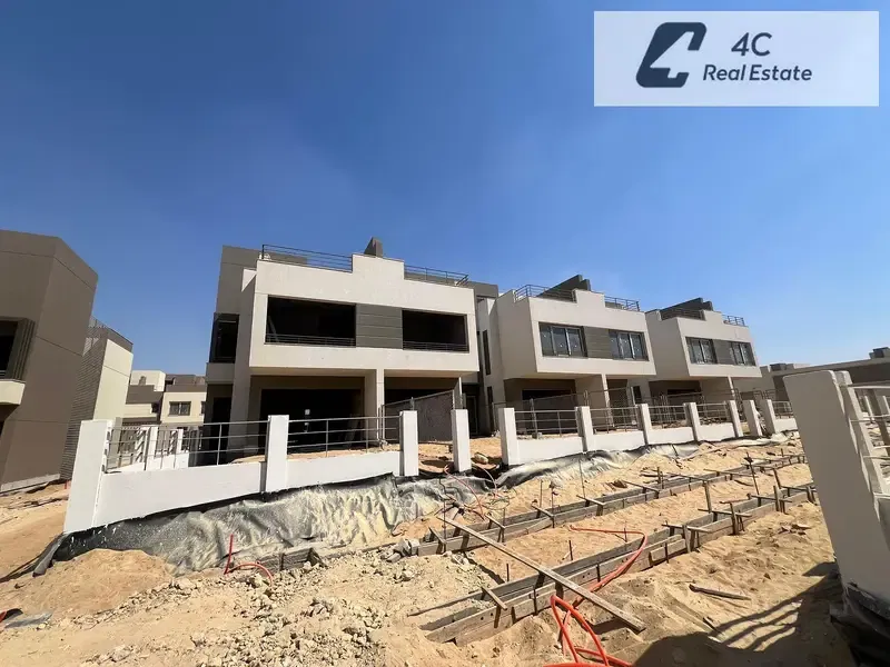 Below Market Value Townhouse Middle 187 sqm in Palm Hills New Cairo Landscape View | Prime Location | Installments