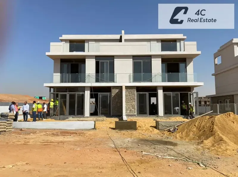 Villa ready to move with prime view resale below market price ready for viewing near Madinaty and Sarai in Bloomfields Mostakbal City for sale
