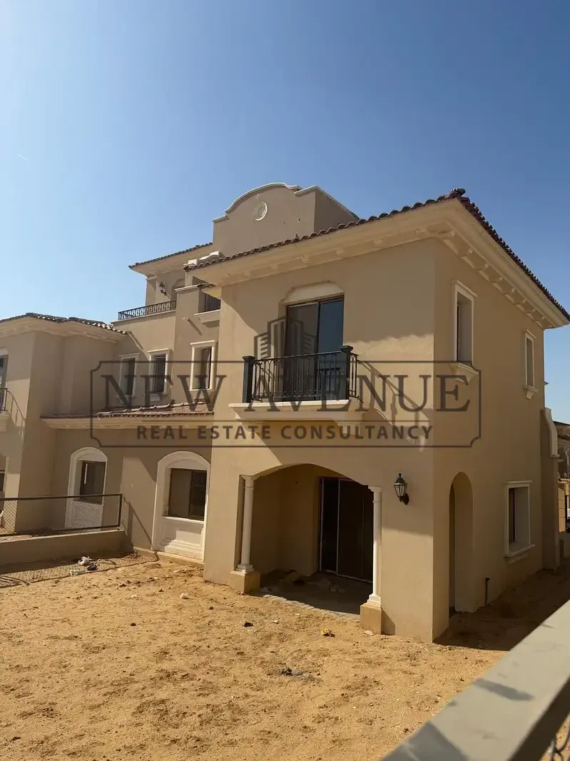 Twin house Under market price ready to move direct on the pocket greenery view with down payment and installments