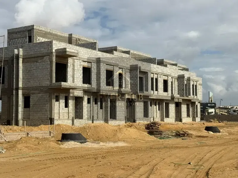vvilla reSale Lake West 3 Zayed Prime North-Facing Location Waslet Dahshur Facing Beverly Hills 261m BUA Delivery 2026