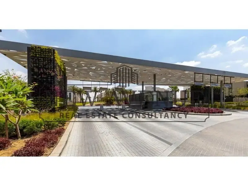 Lowest Price 4 Bedrooms Townhouse in Al Burouj Near Sodic East