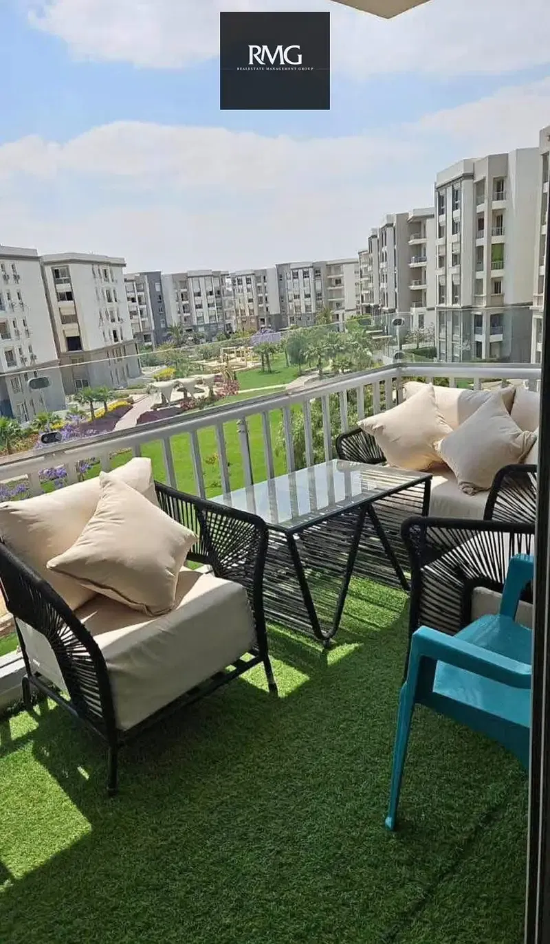 apartment for sale in hyde park new cairo