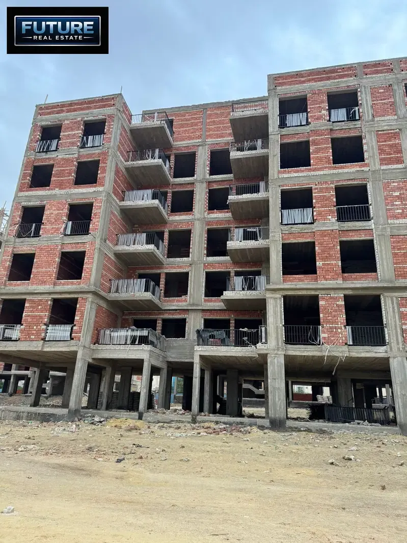 90 m apartment in the Ay West compound in October Gardens