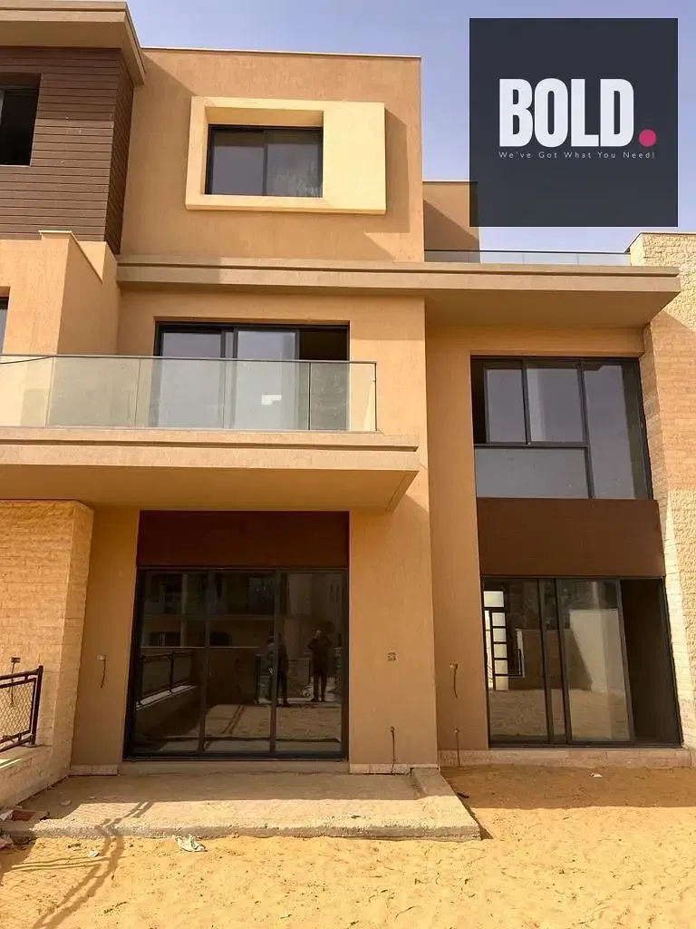 Exclusive Townhouse Corner 267m Resale Delivered Semi Finished | Prime Location in The Estates by Sodic - New Zayed