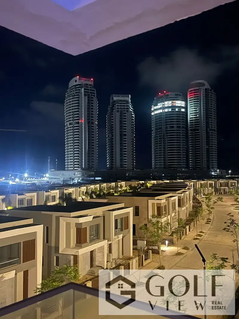 For quick sale: 107 sqm chalet with two bedrooms, fully furnished with appliances and air conditioning in Palm Hills Alamein - North Coast