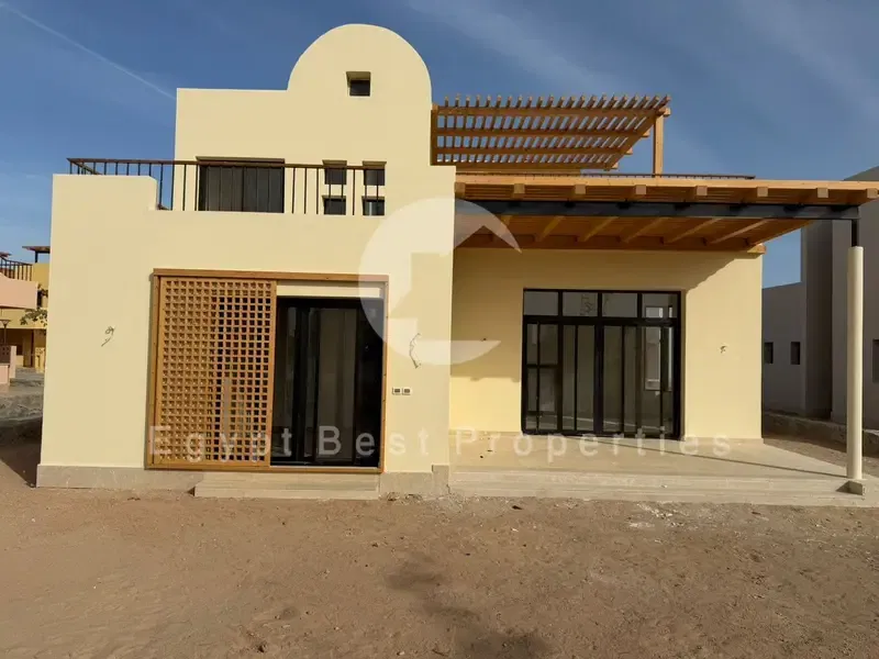 Ready to move villa in makadi heights installments over 2 years