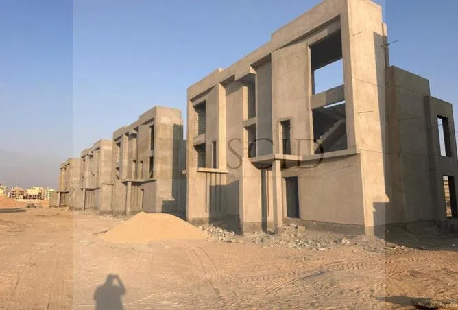 3-bedroom twin house 185 m² for sale in Nyoum October