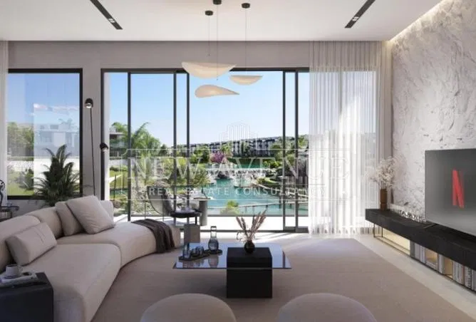 4-bedroom duplex 310 m² for sale in Telal East