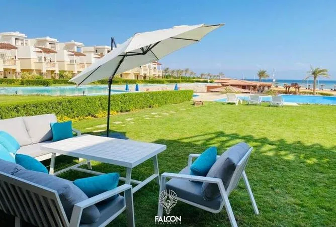 3-bedroom chalet 117 m² for sale in Blue Blue