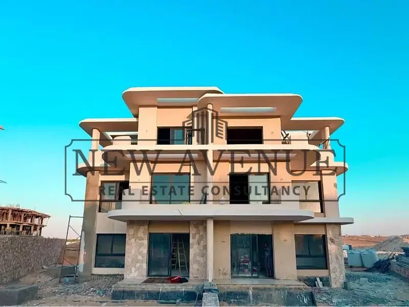 Fully finished penthouse direct on crystal lagoon beside ceasar sodic in ras EL Hakma in Koun mabany Edris