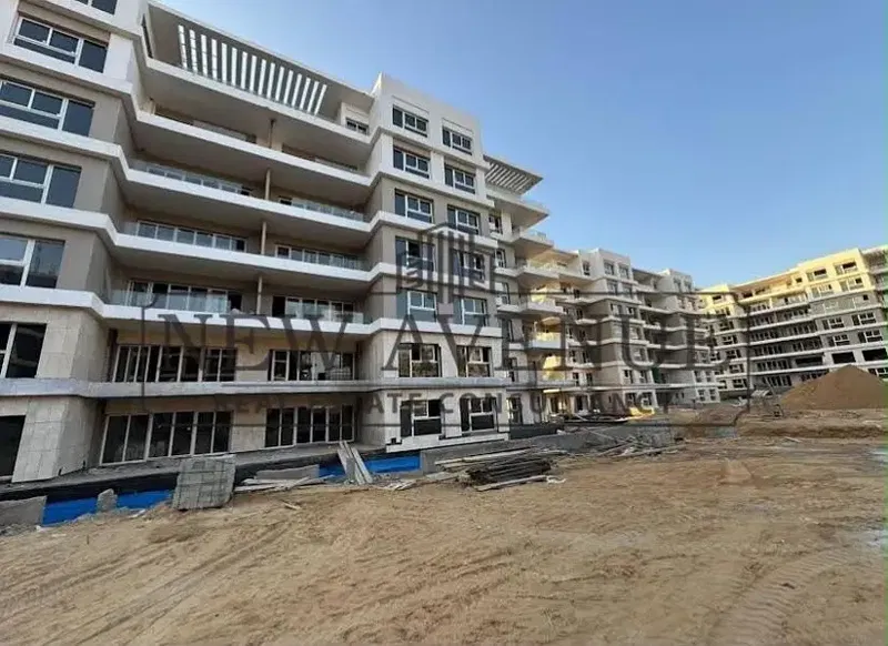 Rare unit – prime location overlooking Landscape and lake View – best price with down payment and installments - bahary - Duplex for sale