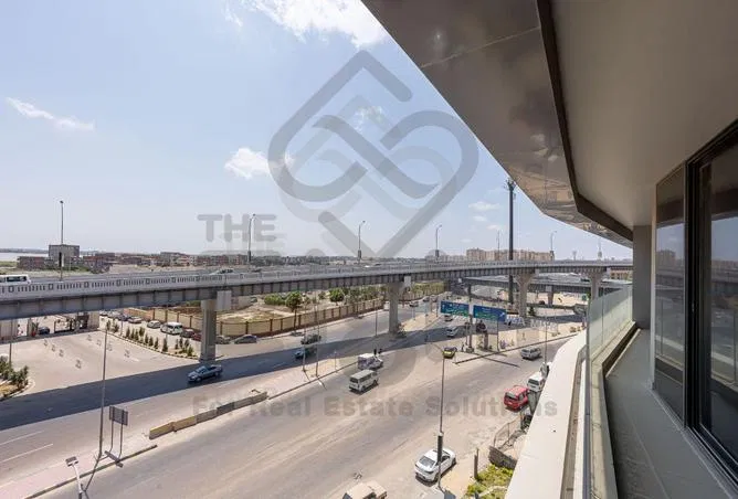 شقة 3 غرف 260 م² للبيع في Sky line