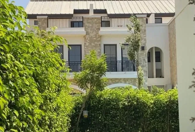 فيلا 5 غرف 265 م² للبيع في The MarQ Gardens