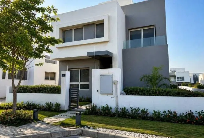 5-bedroom villa 218 m² for sale in Hyde Park Business District Mall