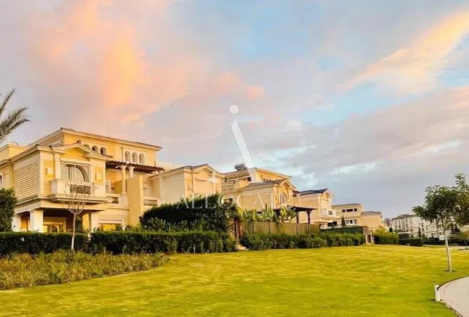 3-bedroom townhouse 210 m² for sale in Mountain View 1.1