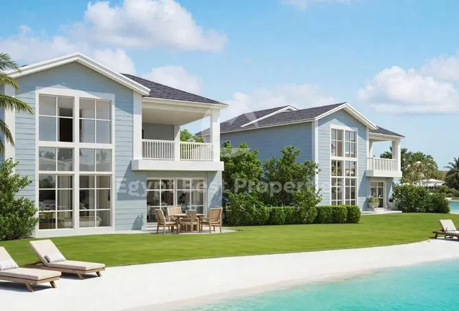 5-bedroom villa 260 m² for sale in Almaza Bay