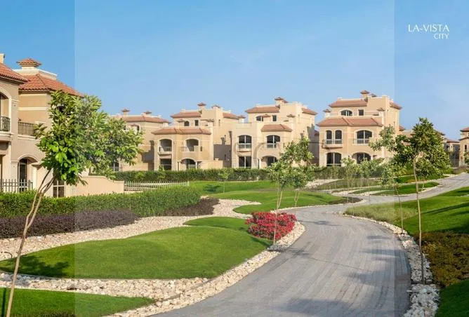 3-bedroom townhouse 230 m² for sale in La Vista City