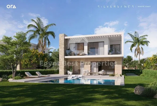 5-bedroom villa 300 m² for sale in Silver Sands