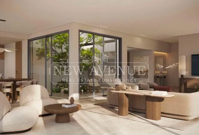 5-bedroom villa 465 m² for sale in Grova East Hills