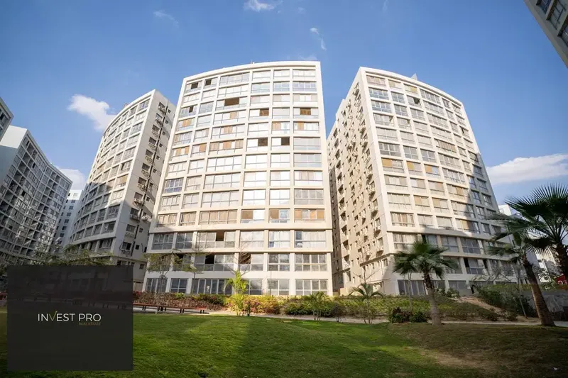 apartment resale 120m in one katameya + installments special price