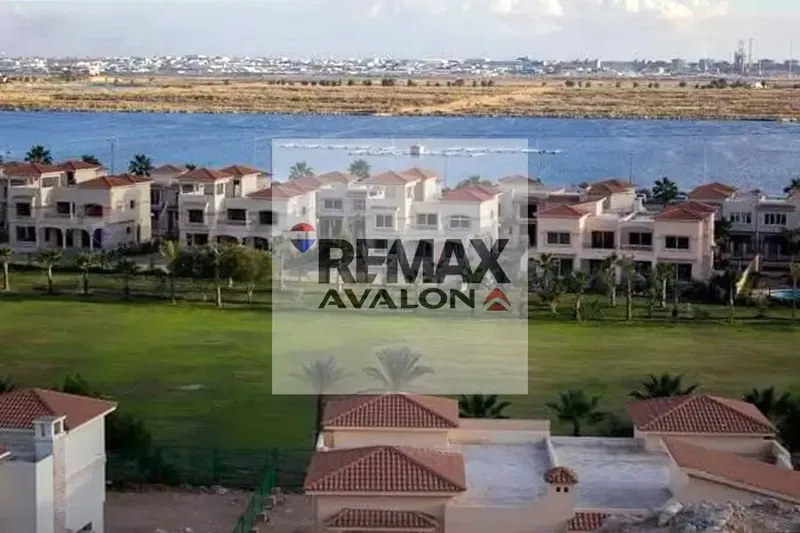 Twin house villa for sale 290 m (Alex West)