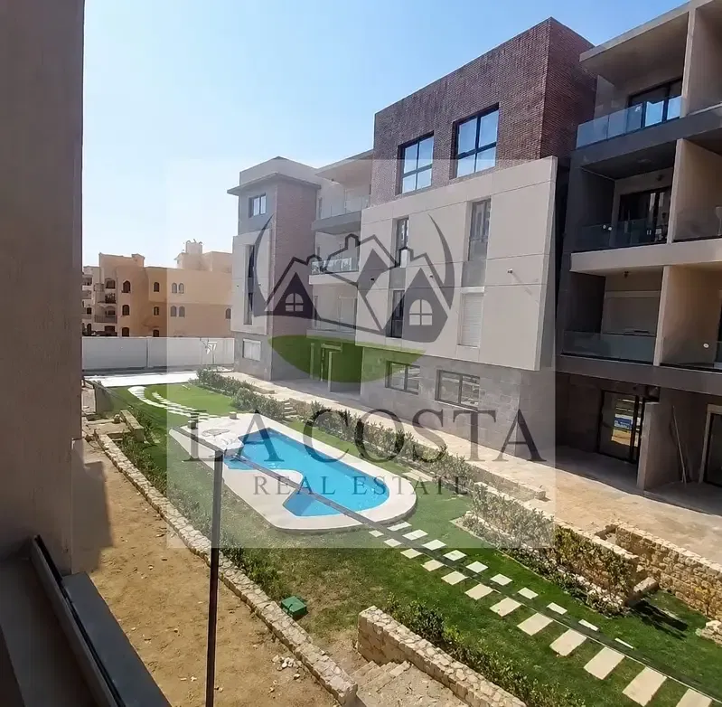 For Sale – Below Market Price Apartment in Acacia Compound, New Cairo