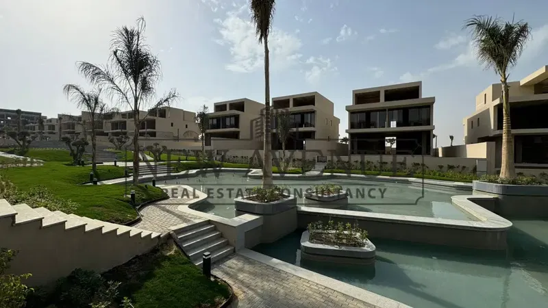 Twin house with Swimming Pool Delivered and installments in Lake View Boutique Semi finished in Very Prime Location By El Hazek