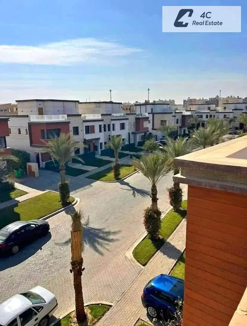Townhouse 176m with the lowest price in the market 4 bedrooms with the largest open view and a distinctive view in Azzar Compound Fifth Settlement