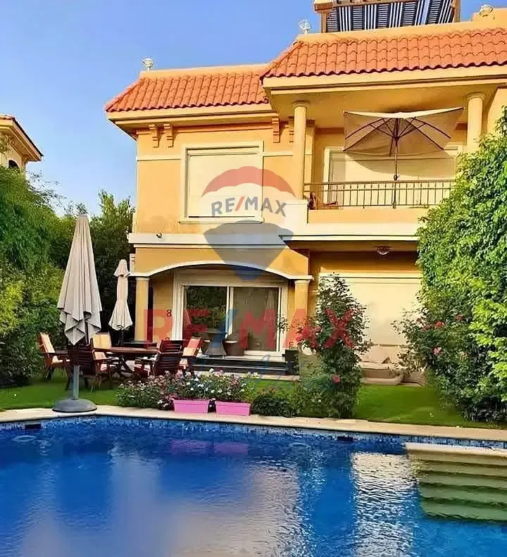 Villa at lowest price in market in Telal East - New Cairo - reduced price