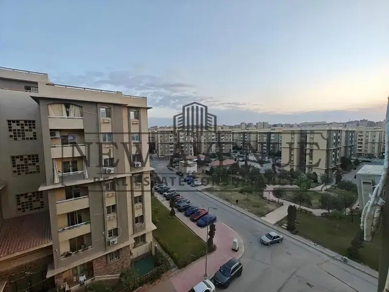 Down payment with installments over 3 years - Apartment for Sale in Gardenia - Fully Finished - Typical Floor - Open View - Prime Location