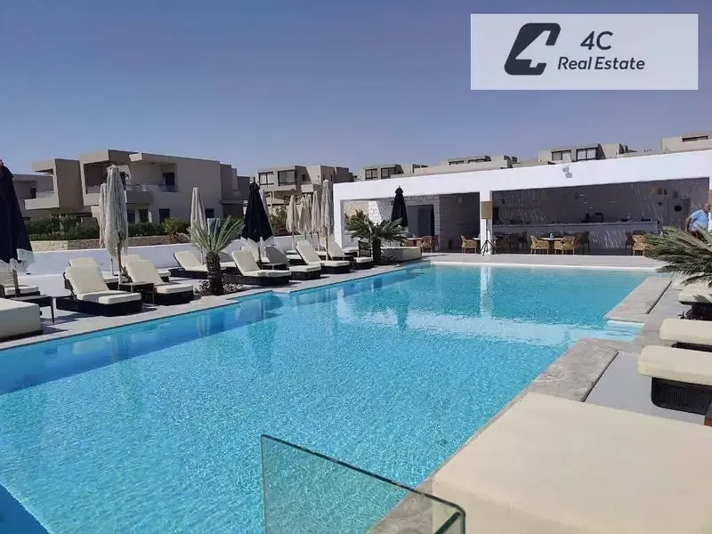For quick sale at a price lower than the company's price Resale Chalet 116m Ultra Super Lux finishing with air conditioning Unique layout