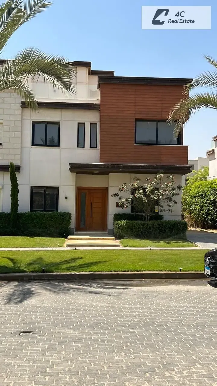 Under market price Townhouse middle 173 m for sale ready to move view landscape very prime location in Azar Legacy
