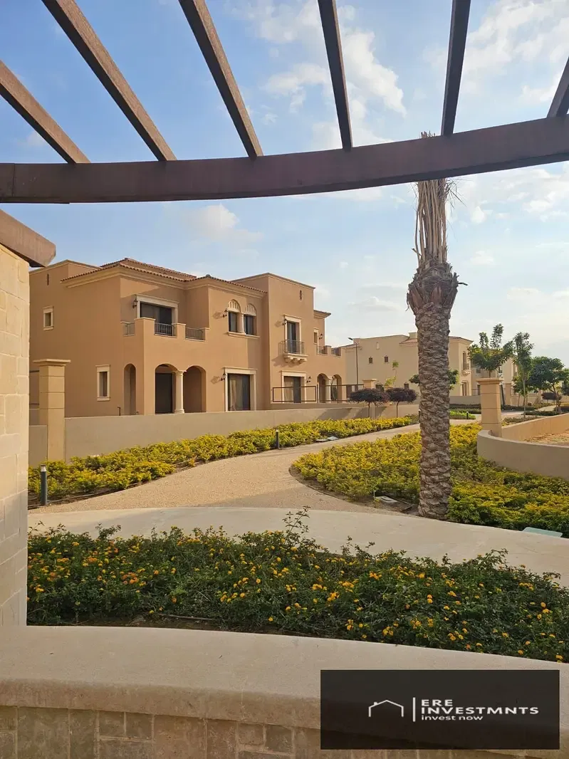 Twin house villa for sale at the lowest price and very prime location in City Gate Compound New Cairo