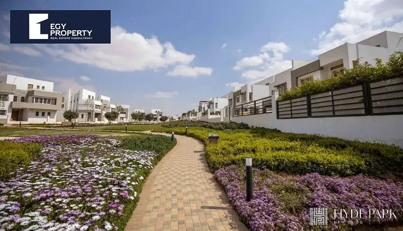 Ready to move Villa for sale in Hyde park new cairo with installments