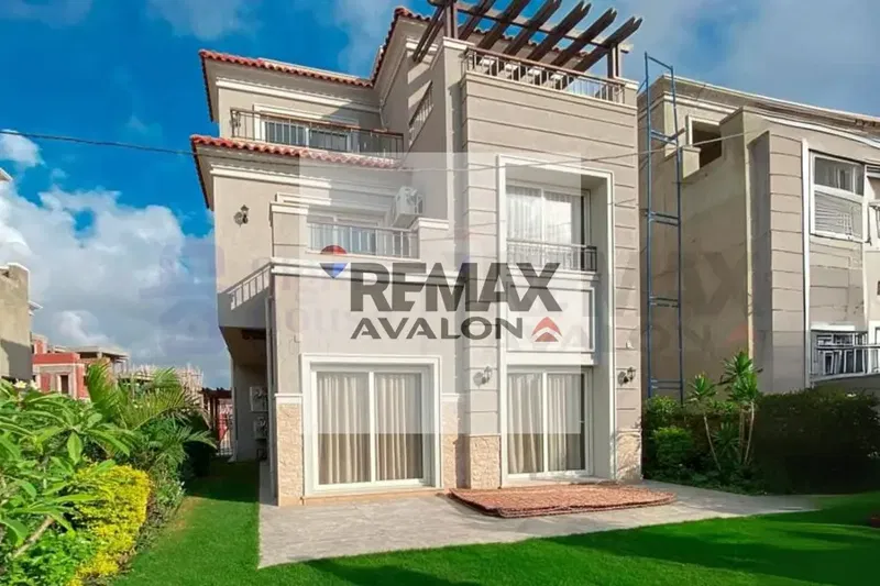 Villa Stand Al-Won for sale 237 m Smouha (Murooj)