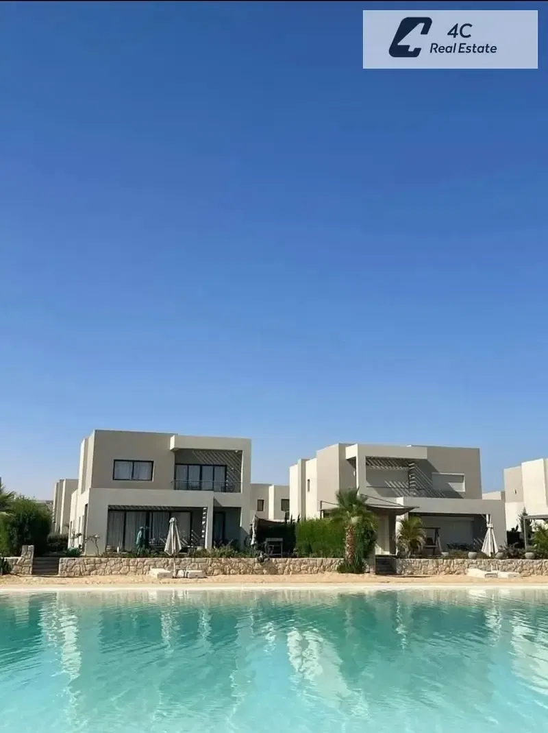 Lower than the company price - Senior Chalet - Resale - 200m²+ 200m Garden - Ground Floor - Prime Location - in Azha North Coast -