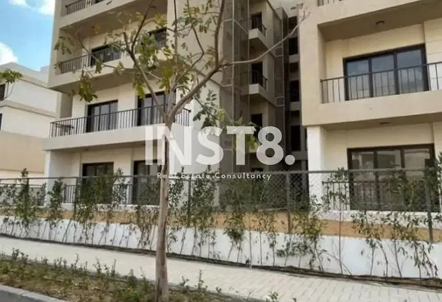 Duplex with Garden with Lowest DP 9.5 in Hyde Park