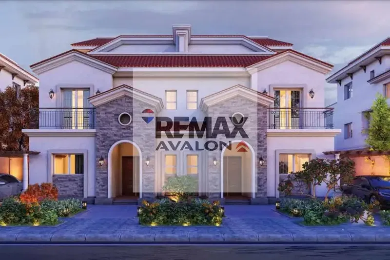 Villa for sale 343 m (Sowari Saudi Egyptian) - direct lake view