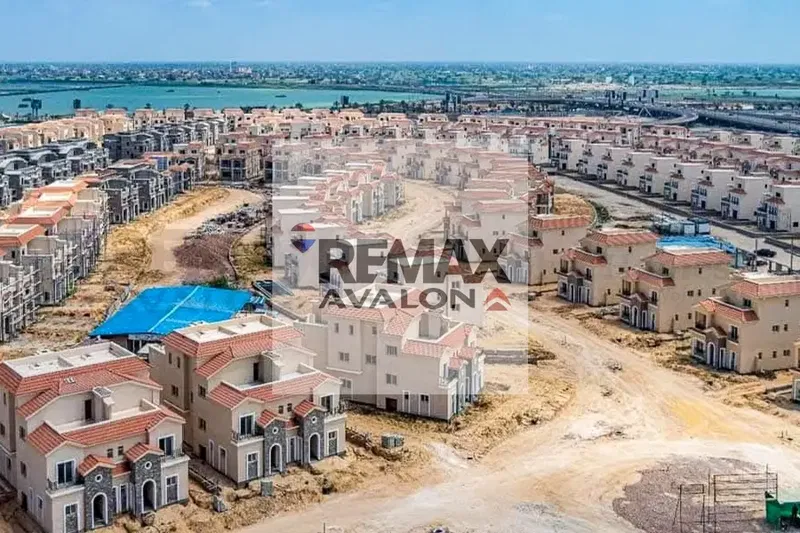 Townhouse Villa for Sale in Sawari – Saudi Egyptian Developers | Fully Finished – Immediate Delivery