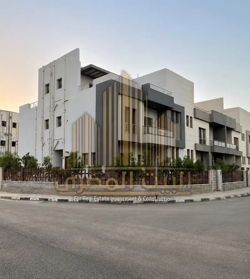 Townhouse villa for sale in Wisal Views Corner, old contract