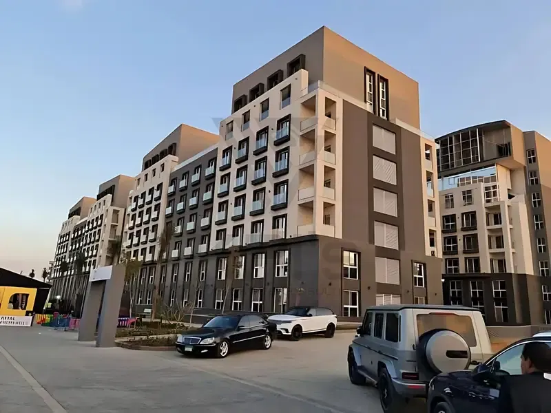 RESALE Apartment 2BED Near Swedish University Delivery 8Months, INST 5Y in Park Lane New Capital