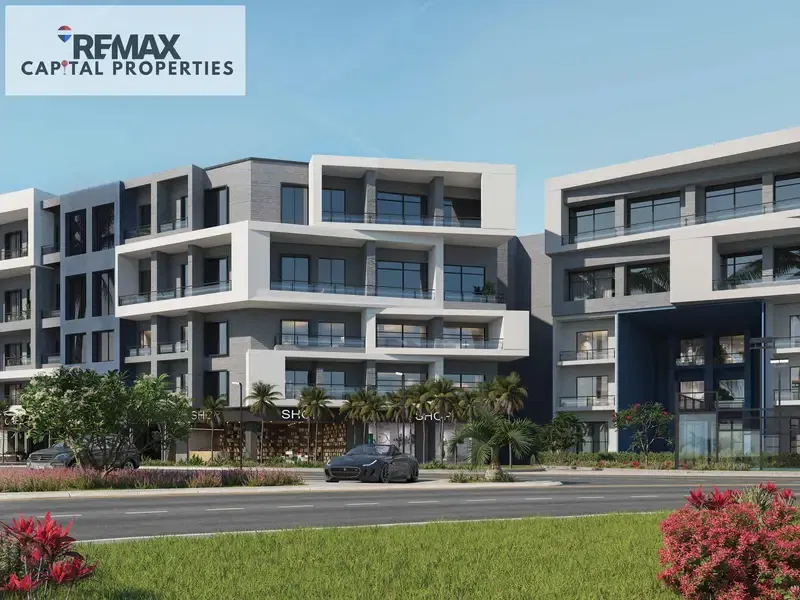 Hani Saad finishing next to Marasi Chalet for sale in Alora