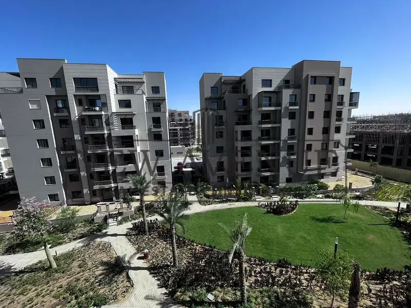 lowest price for a 2 bedroom apartment in district 5 compound