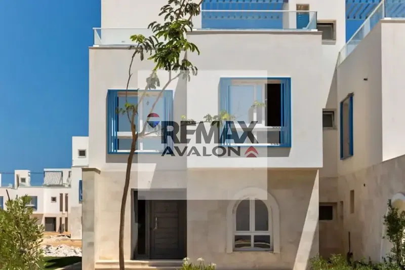Chalet for sale (Naya Bay - Ras El Hikma) 115 m